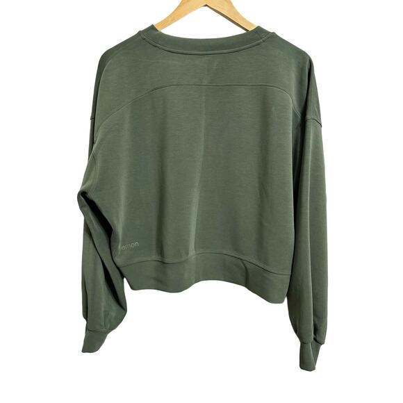 Lululemon Perfectly Oversized Cropped Crew Softstreme Green Twill size 12 - Picture 3 of 4